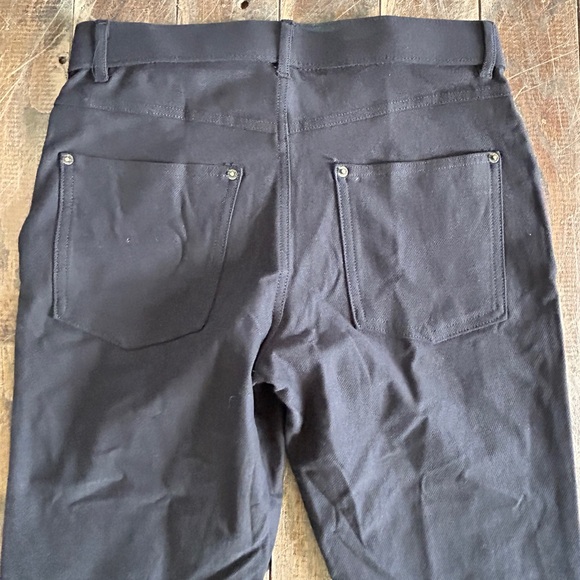 NWOT Hue Women's Essential Denim Black Leggings Sz S - Picture 10 of 10